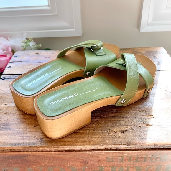 NEW Free People x Intentionally Blank Cleo Clog Sandal 38 NWOB - Picture 13 of 16